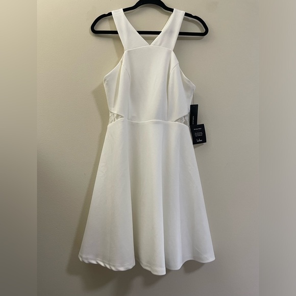 NWT Lulu’s Halter Lace Detail A-Line Mini Dress in White - L - Picture 3 of 16